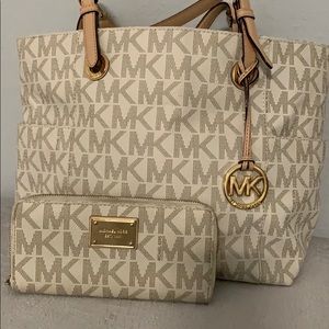 Michael Kors purse and wallet